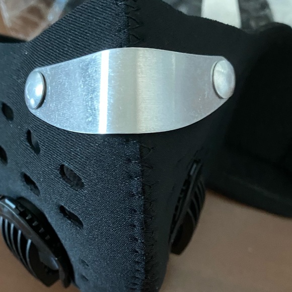 Face Mask - Picture 7 of 11